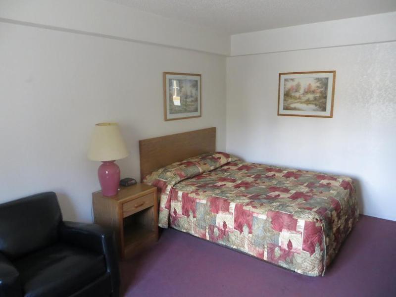 Hotel Super 8 By Wyndham Saanichton Victoria Airport Esterno foto