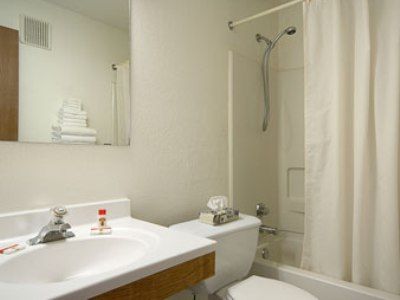 Hotel Super 8 By Wyndham Saanichton Victoria Airport Esterno foto